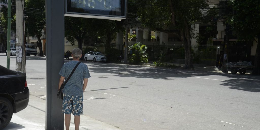 Brasil pode ter até 127 dias de calor extremo por ano em 2075, aponta estudo