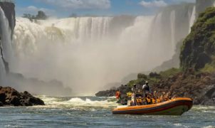 Turista holandês de 26 anos morre após barco virar em passeio nas Cataratas do Iguaçu
