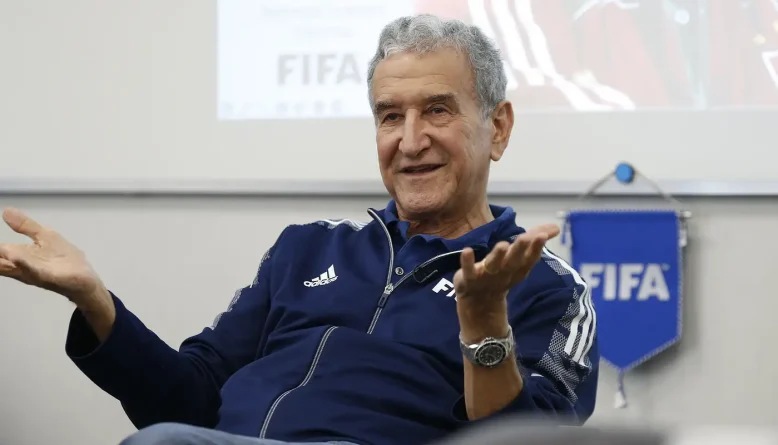 Parreira tem melhora global e pode deixar UTI até o fim de semana, diz boletim