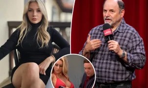 Courtney Stodden cobra ação de Jason Alexander após pedido de desculpas por esquetes polêmico