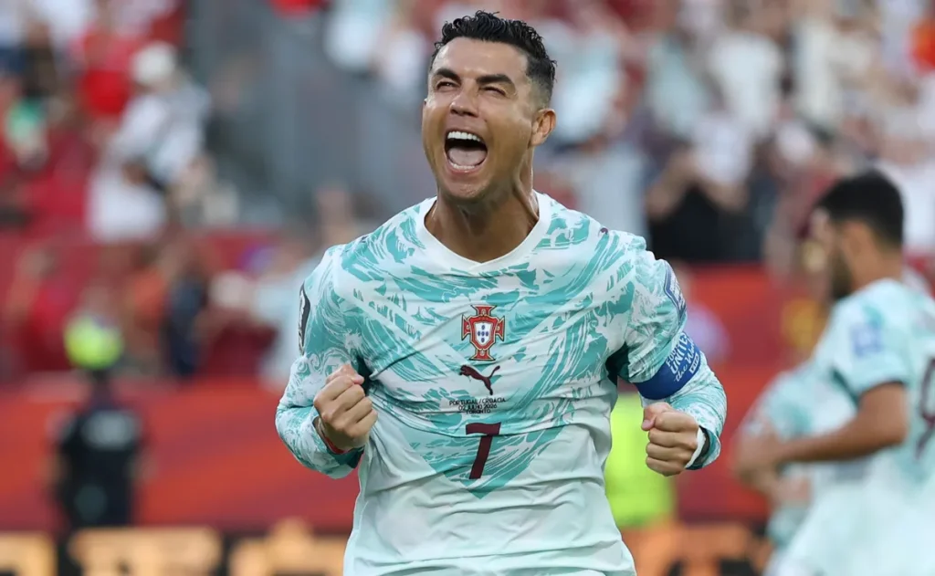 Vídeo: Cristiano Ronaldo marca pênalti e faz 1 a 1 para Portugal contra a Croácia no confronto das oitavas de final