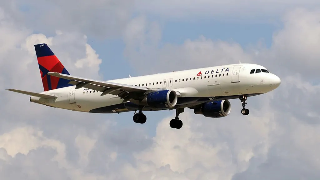 Avião da Delta Air Lines é atingido por fogos de artifício ao pousar em Chicago no 4 de Julho