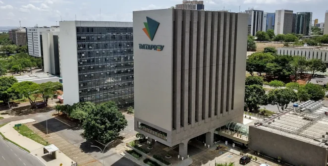 Dataprev abre concurso com 212 vagas e salários de até R$ 10,6 mil