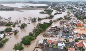 Defesa Civil emite alerta vermelho de tempestade no RS; risco de inundação é grande em três cidades
