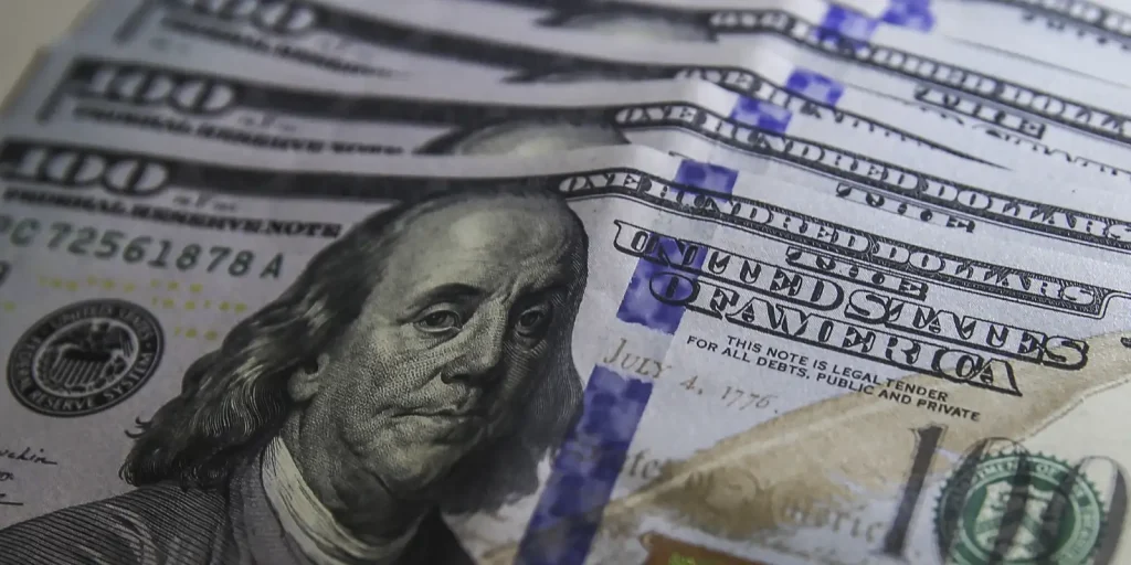 Superávit da balança comercial salta 66,6% em junho e chega a US$ 9,8 bilhões