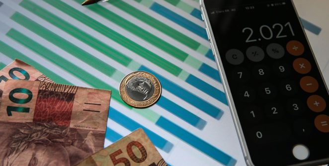 Inflação projetada cai para 5,30% após 16 semanas, mas segue acima da meta do BC