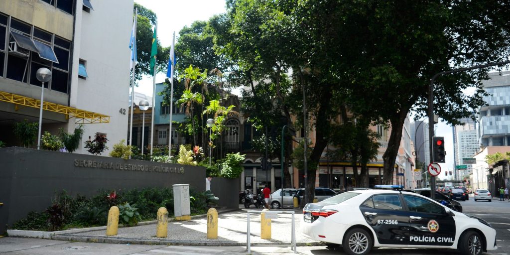 Operação desarticula esquema de desvio de combustível em Duque de Caxias; seis são presos