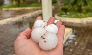 Novas tempestades com granizo atingem RS, deixam desabrigados e Inmet emite alerta vermelho