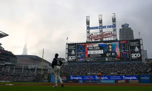 Canada wildfire smoke leads to MLB postponements and roof closures