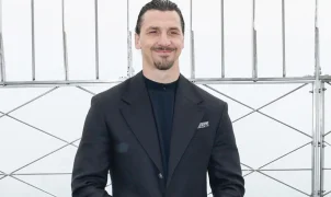 Ibrahimovic critica Paredes por confusão após final da Copa e detona reação dos jogadores da Espanha: Só assistiram