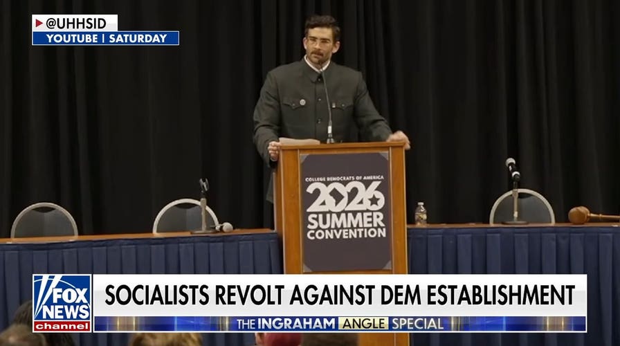 Socialists revolt against Democrats at youth convention