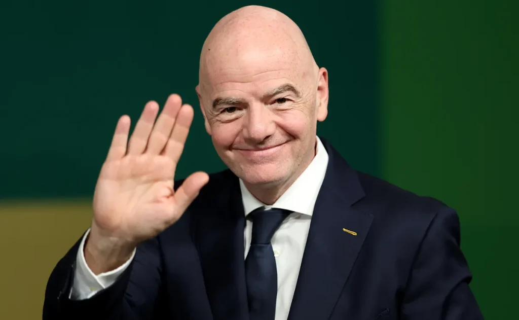 Infantino parabeniza Espanha e Argentina após final da Copa do Mundo de 2026