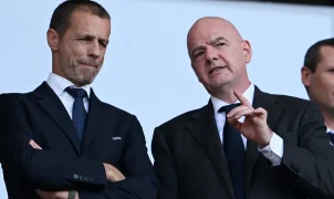 Infantino enfrenta maior crise da gestão com plano de vender ações da Copa do Mundo; Europa reage
