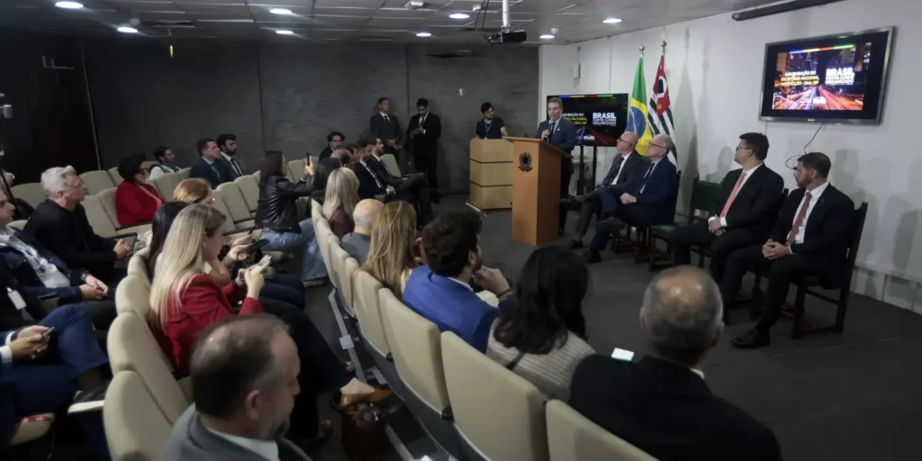 Ministério da Justiça inaugura em SP escritório para asfixiar financeiramente facções criminosas