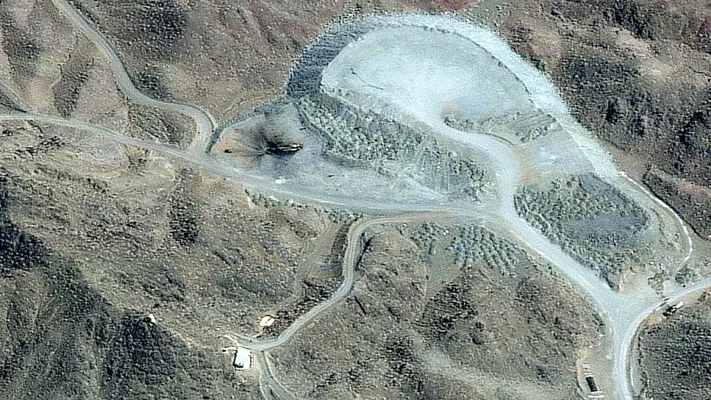 Especialistas alertam que sítio nuclear iraniano Pickaxe Mountain pode ser usado para construir bomba atômica