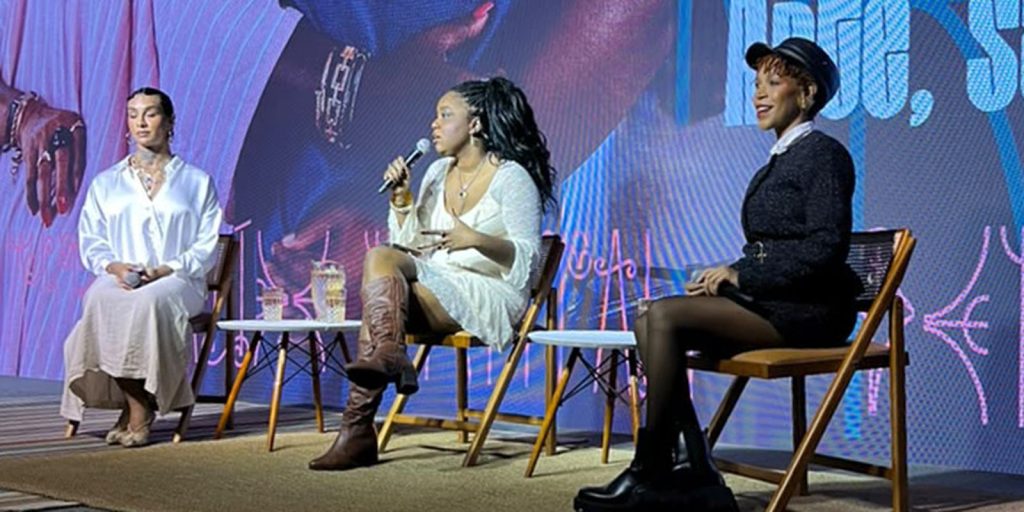 Arte como resistência: Karol Conká e Linn da Quebrada debatem saúde mental e violência contra mulheres no Festival Latinidades