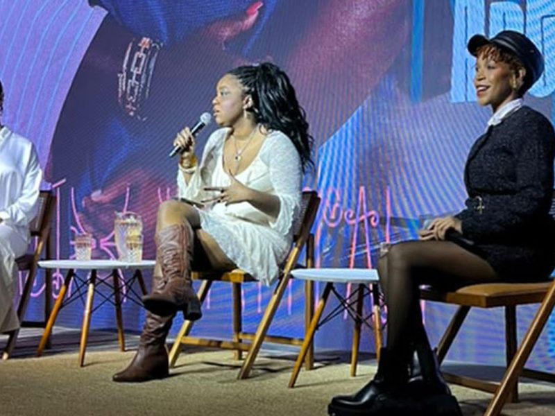 Arte como resistência: Karol Conká e Linn da Quebrada debatem saúde mental e violência contra mulheres no Festival Latinidades