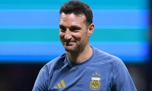 Scaloni pode igualar recorde de 88 anos de Vittorio Pozzo se Argentina vencer a Espanha na final da Copa de 2026