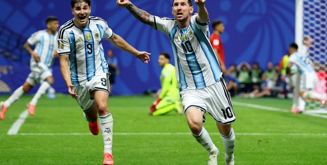 Argentina vira sobre Egito nos acréscimos e segue viva na busca pelo tetra