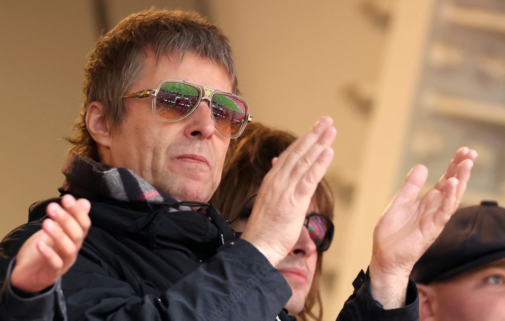 Liam Gallagher aposta em título da Inglaterra na Copa e se diz pronto para cantar Wonderwall na final