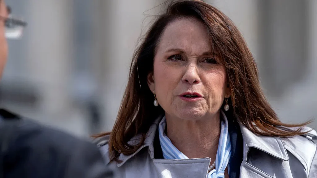 Procuradora-geral da Louisiana é indiciada por intimidação em disputa política