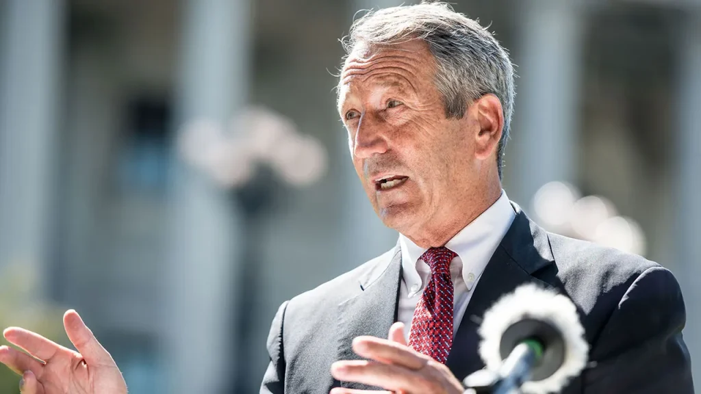 Mark Sanford entra na corrida pelo Senado na Carolina do Sul e desafia candidata apoiada por Trump