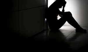 Dor crônica não medida pode mascarar depressão resistente, aponta estudo na Nature Mental Health