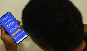 FGTS: Caixa começa a distribuir R$ 13,04 bilhões em lucros a 138,2 milhões de trabalhadores