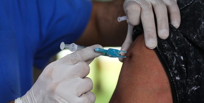 Anvisa aprova vacina Fluprevli contra gripe com eficácia de até 73% em adultos