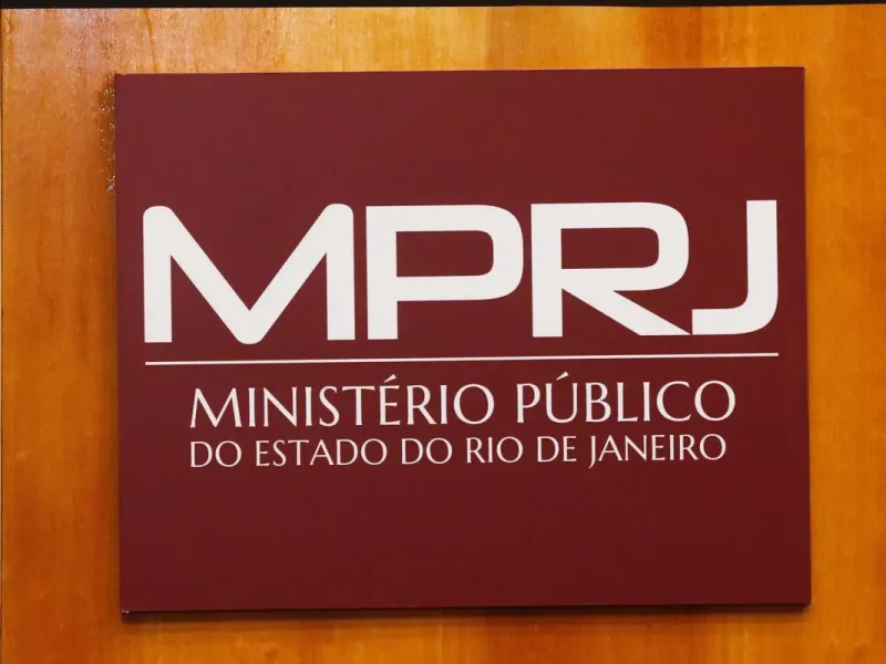 Justiça afasta presidente da Ceca e autoriza buscas contra ex-presidentes do Inea por suspeita de corrupção em licenças ambientais