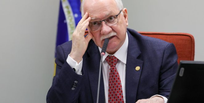 Fachin afirma que STF não se curvará a pressões externas após tarifaço dos EUA