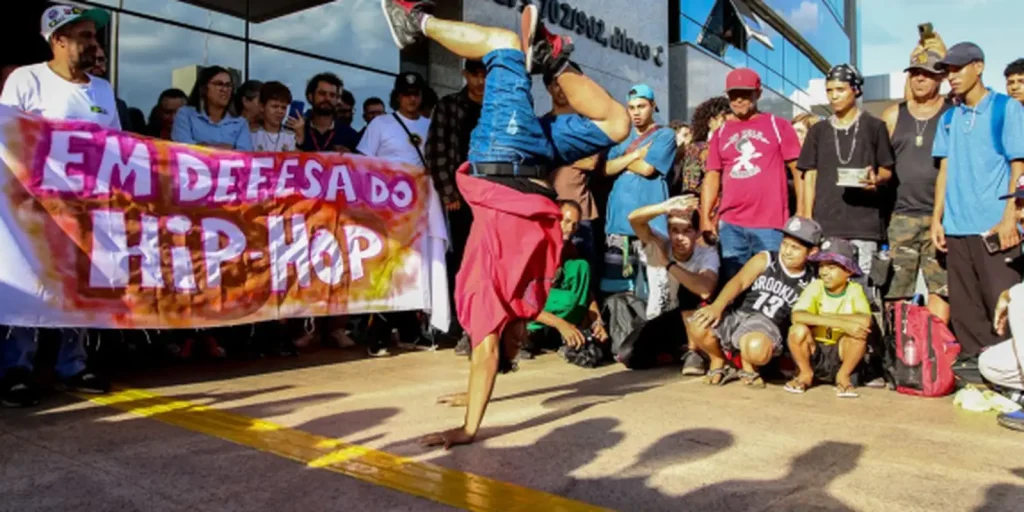 Câmara aprova projeto que reconhece hip hop como manifestação da cultura nacional