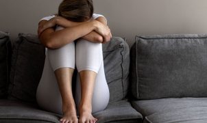 Pesquisa revela que 54% das brasileiras já sofreram violência de parceiros; apenas 11% dos homens admitem agressões