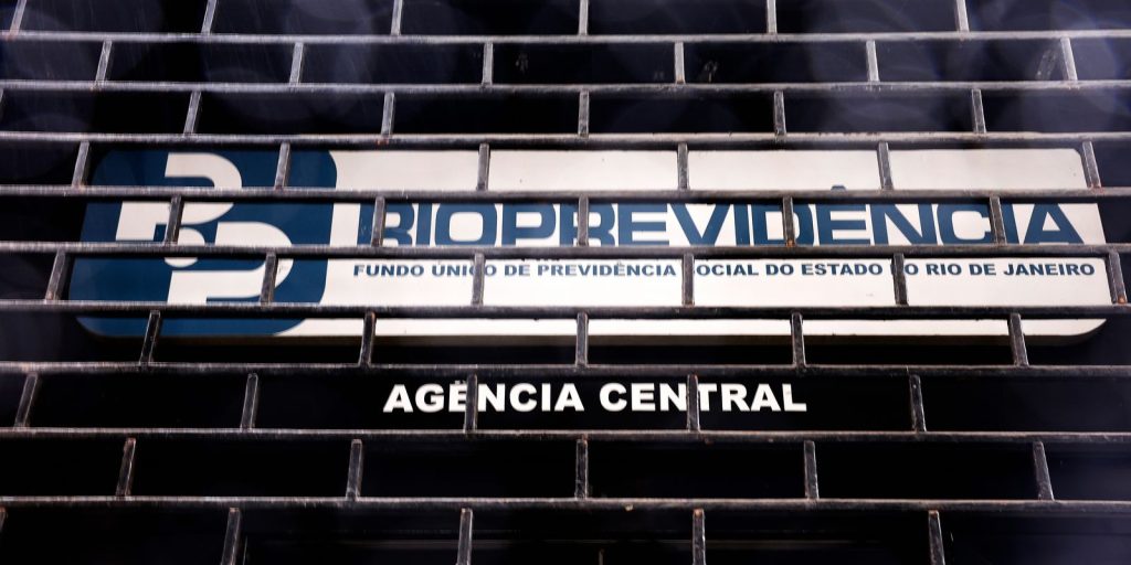 Justiça determina resgate de R$ 481,5 milhões do Rioprevidência no Fundo Revolution, do Grupo Master