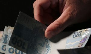 Abono salarial 2026: trabalhadores nascidos em setembro e outubro recebem nesta quarta-feira