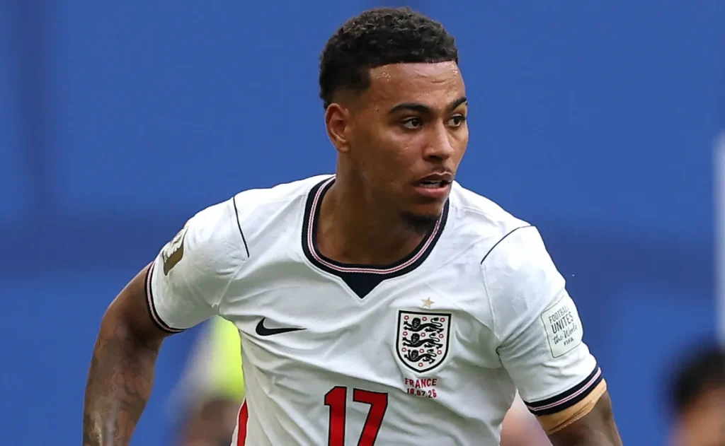 Amizade e influência de Cole Palmer foram decisivas para contratação de Morgan Rogers pelo Chelsea, revela jogador
