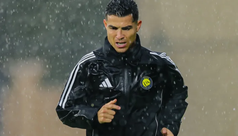 Cristiano Ronaldo adia retorno ao Al-Nassr e deve se reapresentar apenas após pré-temporada em Lisboa