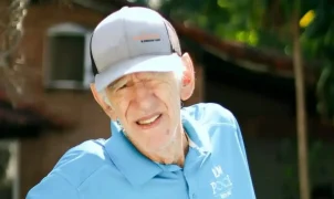 Morre no Rio o ator Rui Rezende, aos 88 anos, intérprete do professor Astromar Junqueira de Roque Santeiro