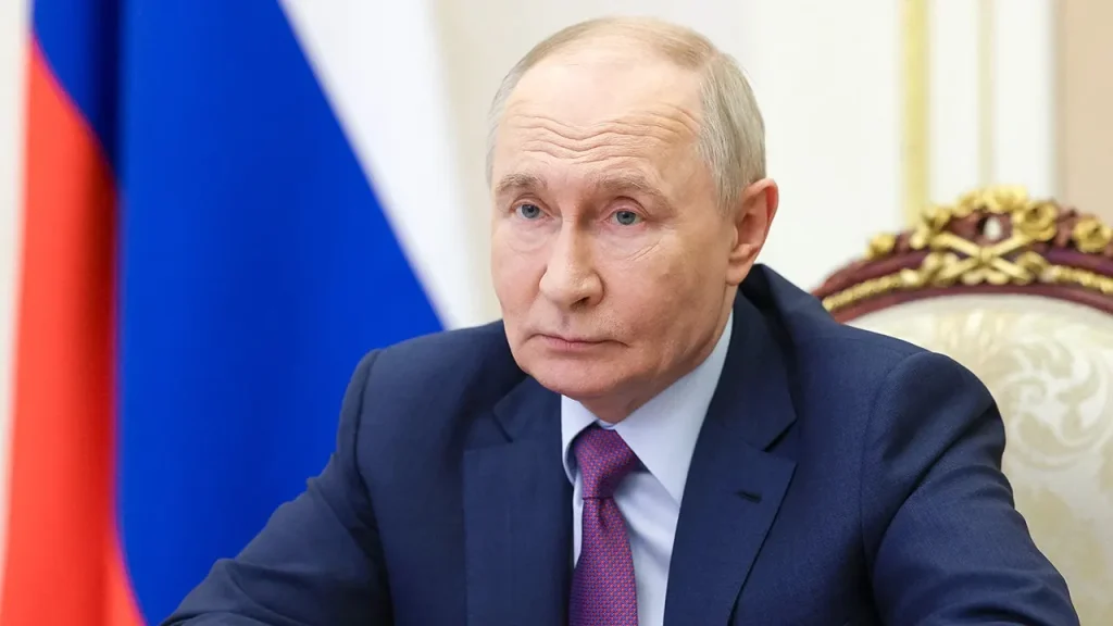Frota fantasma russa usa navios para lançar drones contra bases da Otan, aponta relatório do IISS