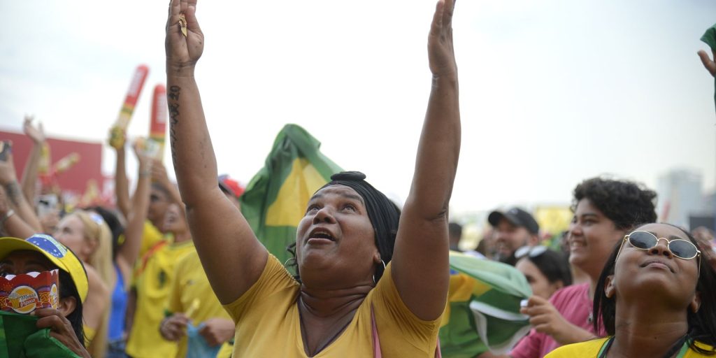 Rio monta esquema especial de segurança para jogo do Brasil na Copa em pontos de concentração de torcedores