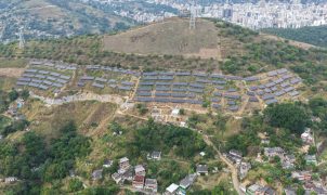 Usina solar em comunidade de Niterói gera energia para 19 creches e economiza R$ 5 milhões por ano