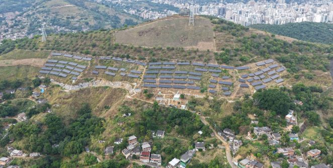 Usina solar em comunidade de Niterói gera energia para 19 creches e economiza R$ 5 milhões por ano