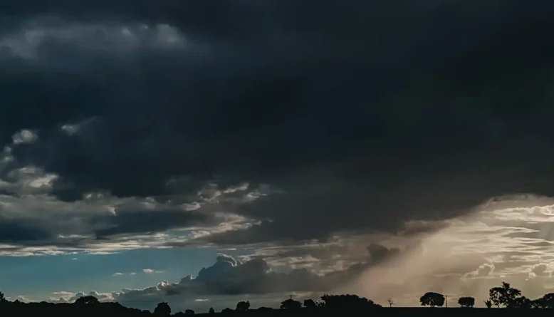 Inmet emite alerta amarelo para tempestades em todo o RS nesta segunda-feira