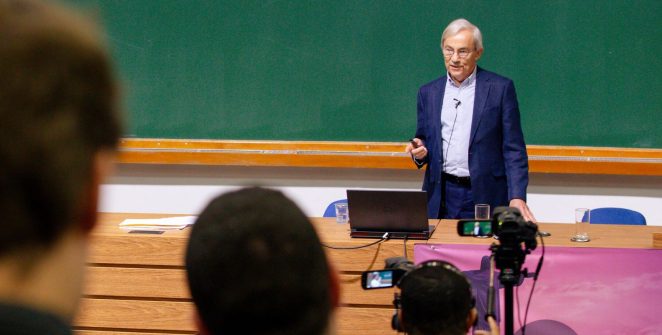 Nobel da economia vê exagero no temor de desemprego em massa com IA e alerta para concentração de riqueza