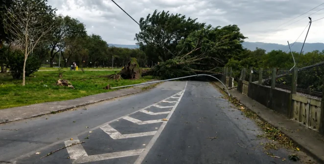 Ventos de até 120 km/h deixam três mortos no estado de São Paulo