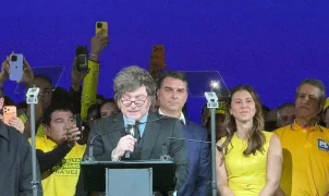 Itamaraty chama embaixador no Brasil após Milei chamar Lula de presidiário e ofender Moraes