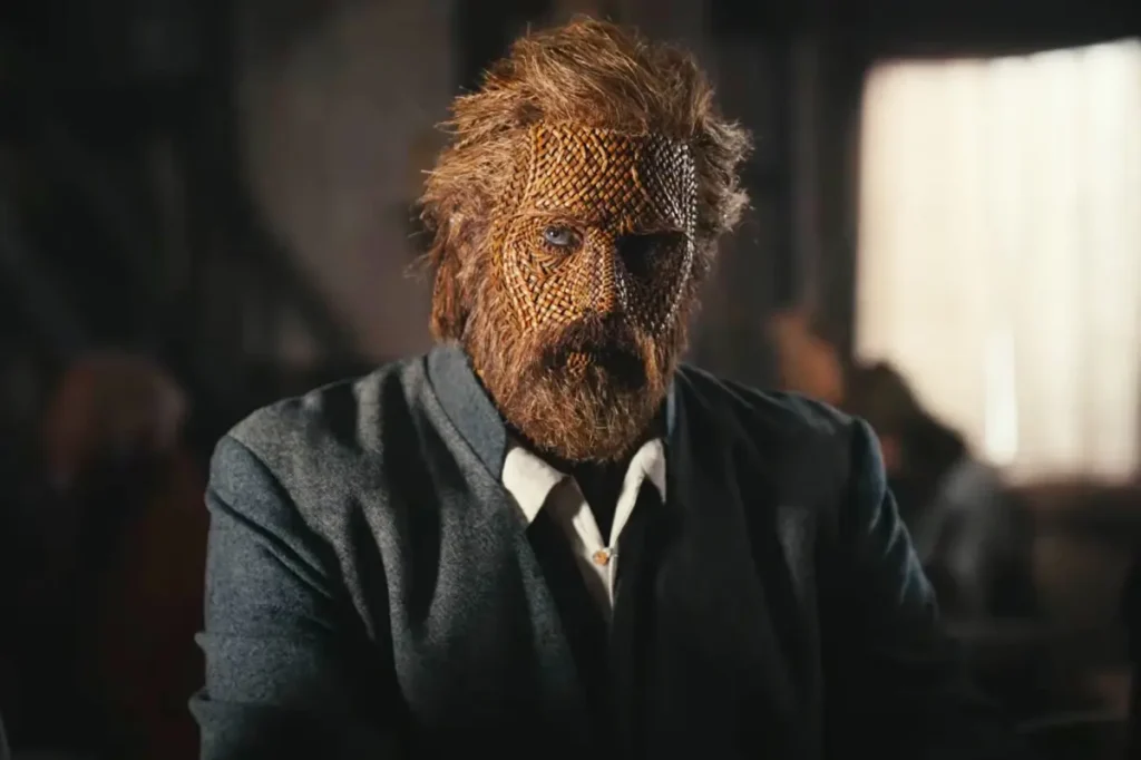 Alexander Skarsgård surge irreconhecível como Marido de Vime em primeiro trailer de Wicker