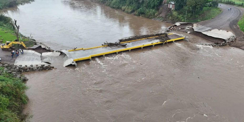 Defesa Civil emite alerta vermelho de inundação para três cidades gaúchas; 57 pessoas estão desalojadas