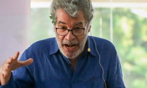 Paulo Betti defende regulamentação de streamings e proteção ao audiovisual nacional em festival em Bonito
