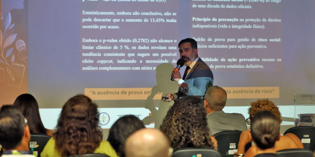 EBC realiza capacitação para cobertura jornalística responsável de feminicídios